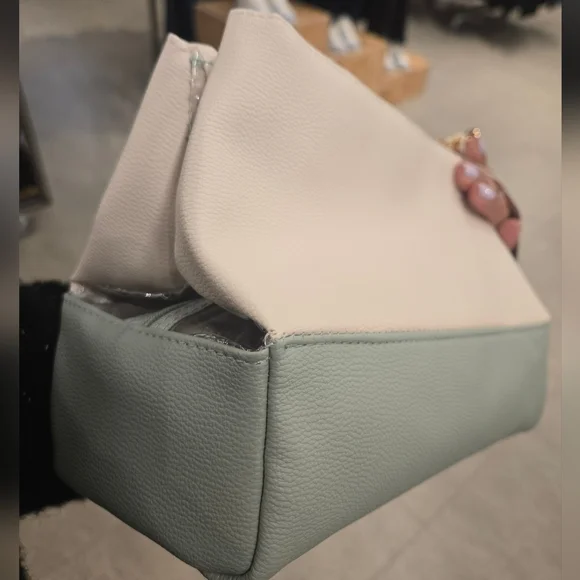 Disney’s Bambi Tri Fold Makeup Bag, Travel, Green, Primark - Picture 7 of 9